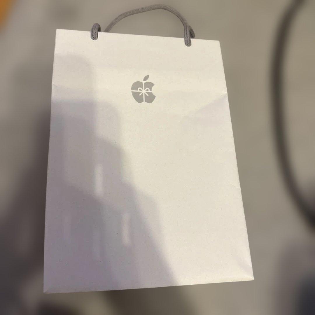 イヤホン Apple AirPods 4