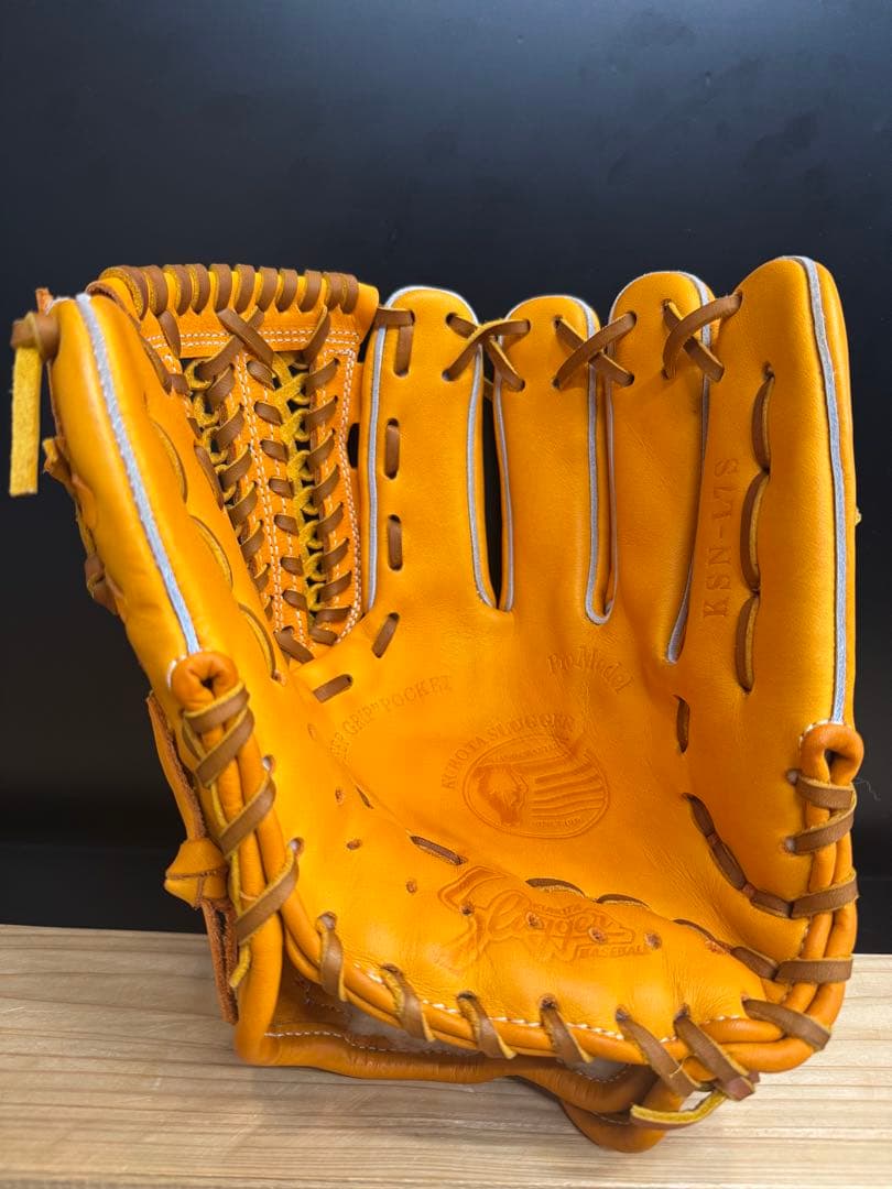 型付け済！久保田スラッガー 軟式用グローブ 内野手 定価34,100円