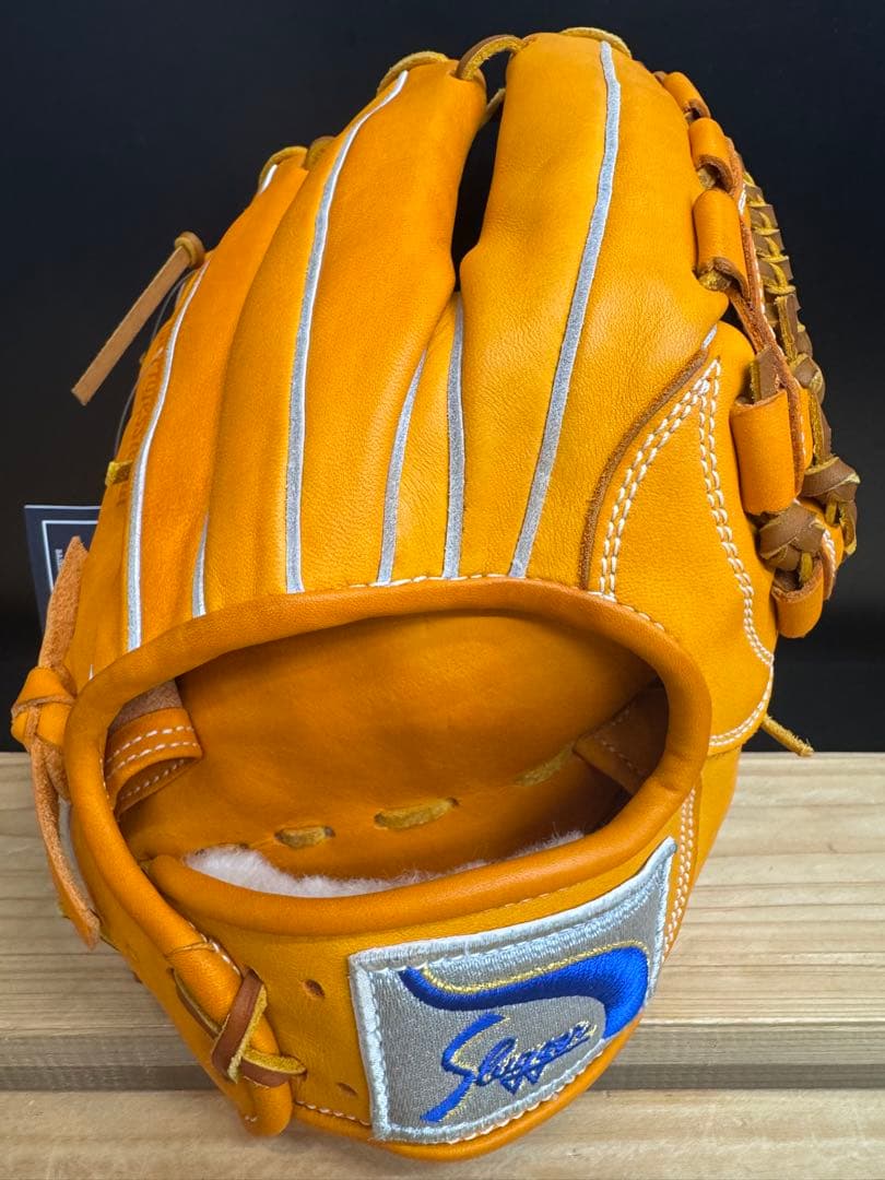 型付け済！久保田スラッガー 軟式用グローブ 内野手 定価34,100円
