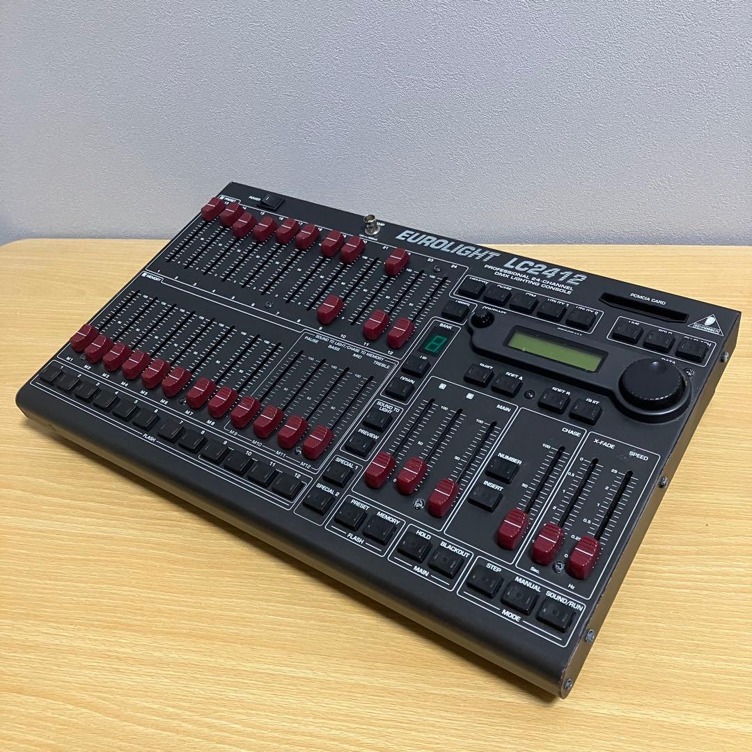 BEHRINGER ベリンガー EUROLIGHT LC2412