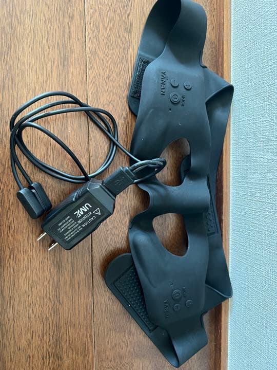 YA-MAN ヤーマン メディリフトアイウェアラブルEMS美顔器『メディリフト』