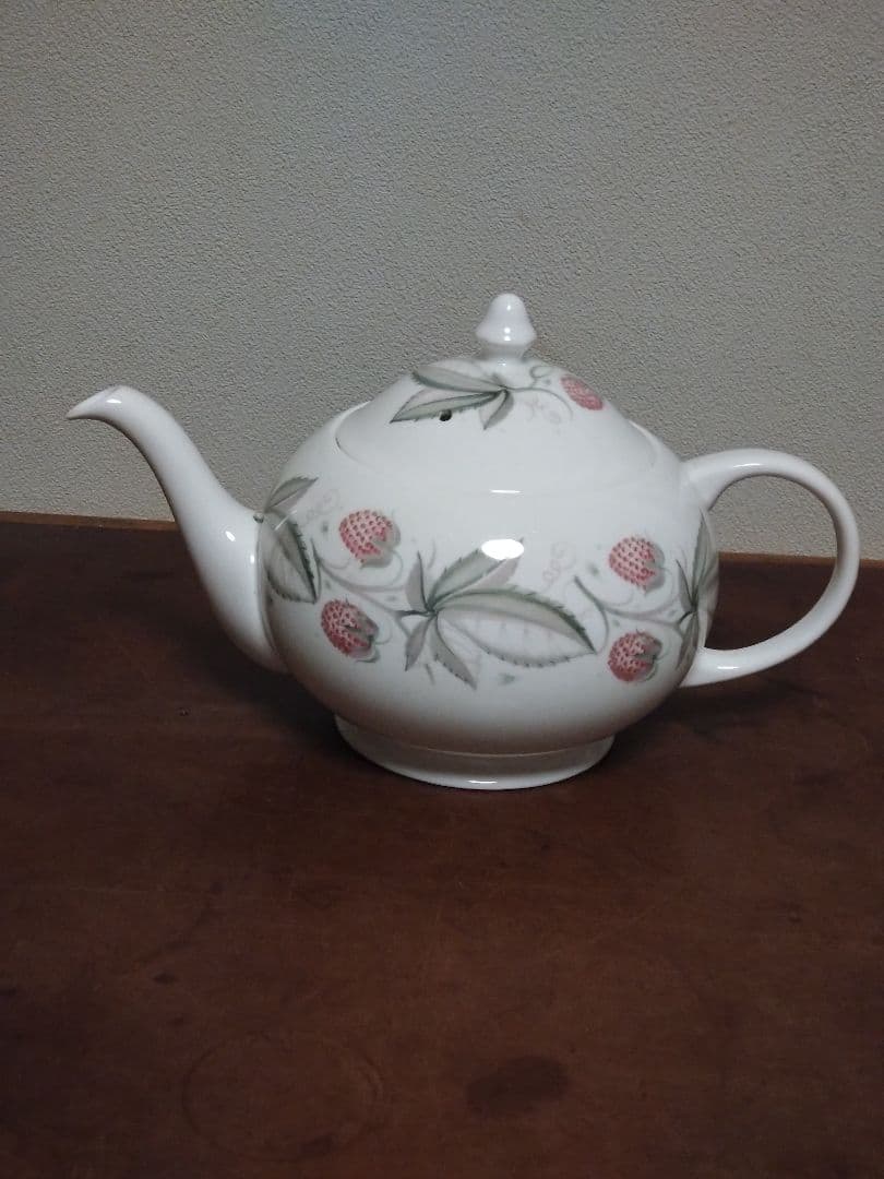 スージークーパー ワイルドストロベリー ティーポット