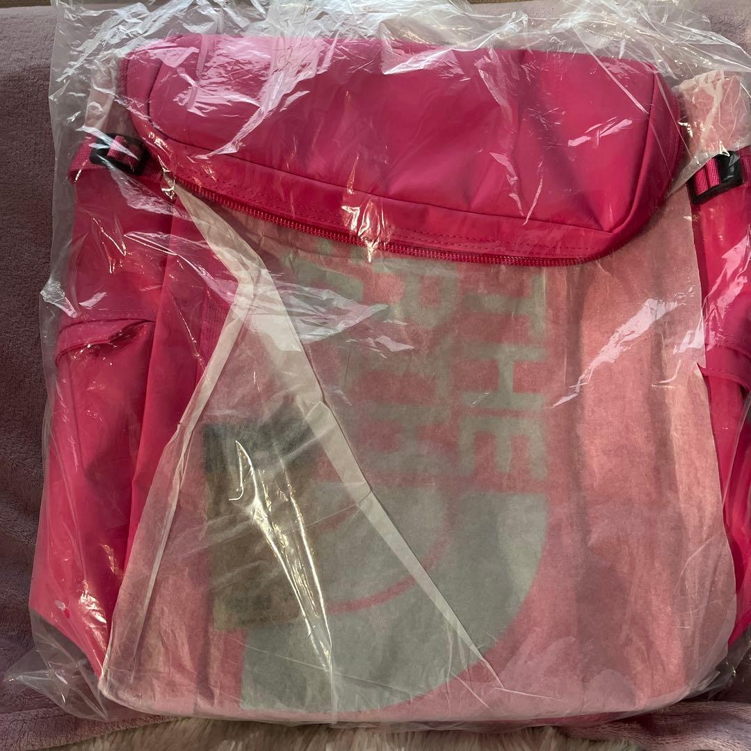 ノースフェイス　リュック　ピンク