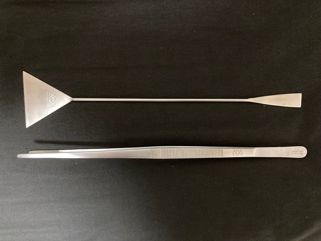 旧ロゴ ADA社製水槽用品2点セット（ピンセット、サンドフラッター)