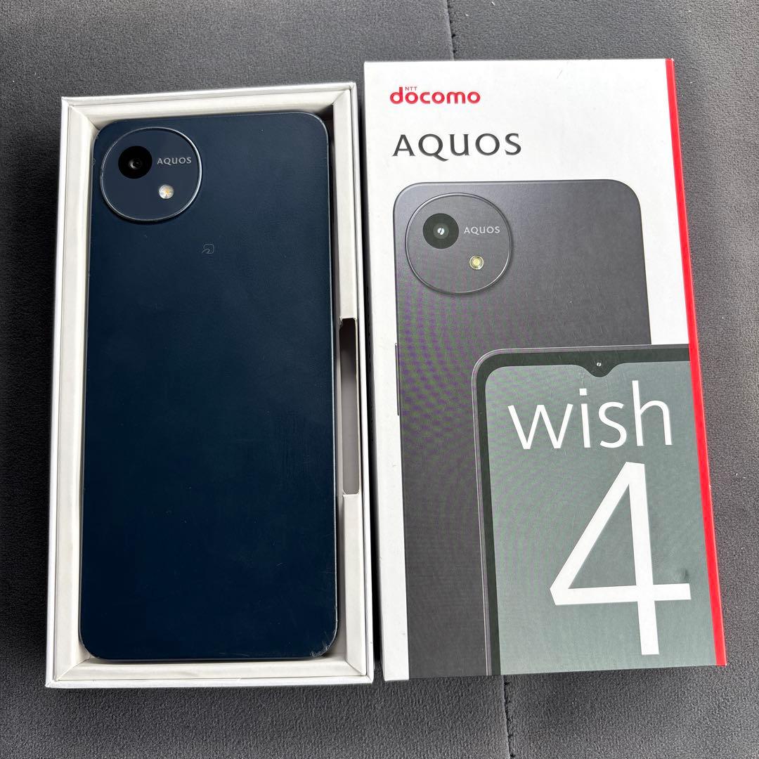 docomo AQUOS wish 4 本体