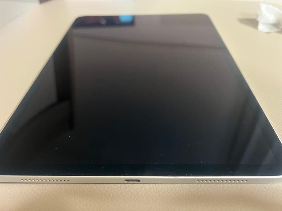 【送料込み！早い者勝ち！】iPad Pro 11インチ (第2世代) シルバー