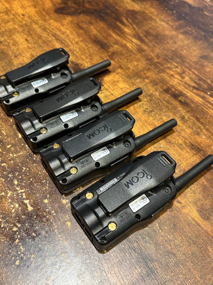 アイコム トランシーバー IC-4300 ＋充電器・インカム付き 4台セット