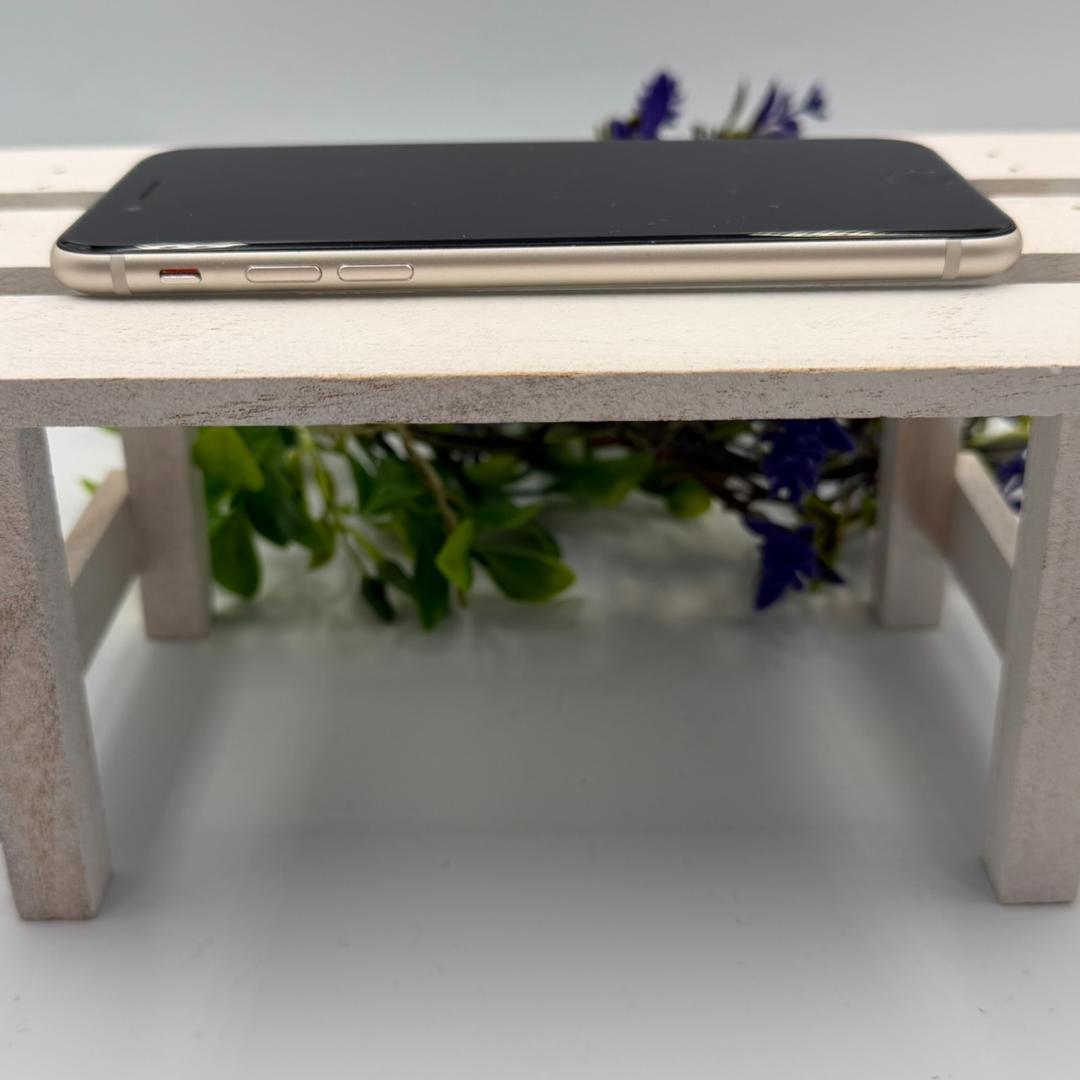 iPhone SE第3世代 64GB スターライト 309