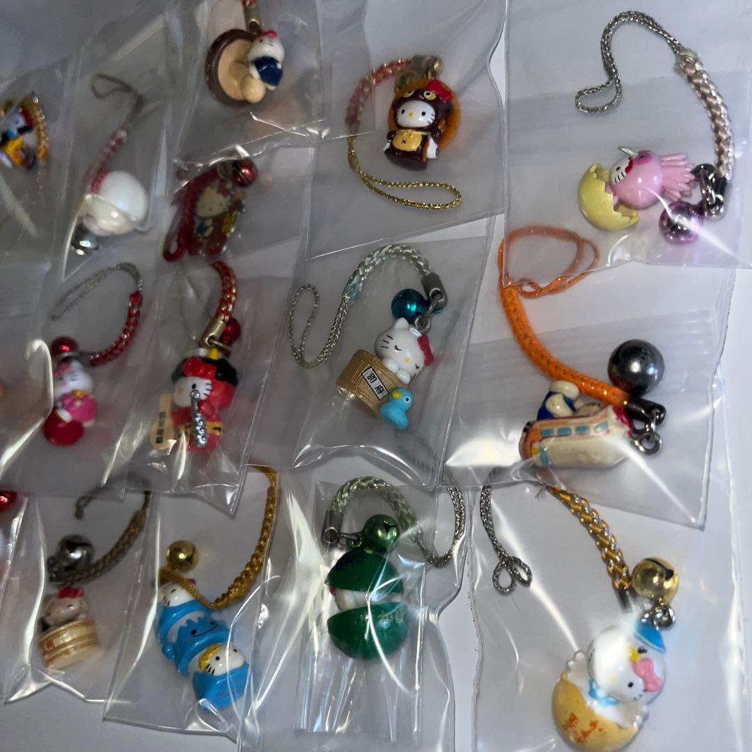 ハローキティ ご当地等 根付けストラップ キーホルダー まとめ21点 レア