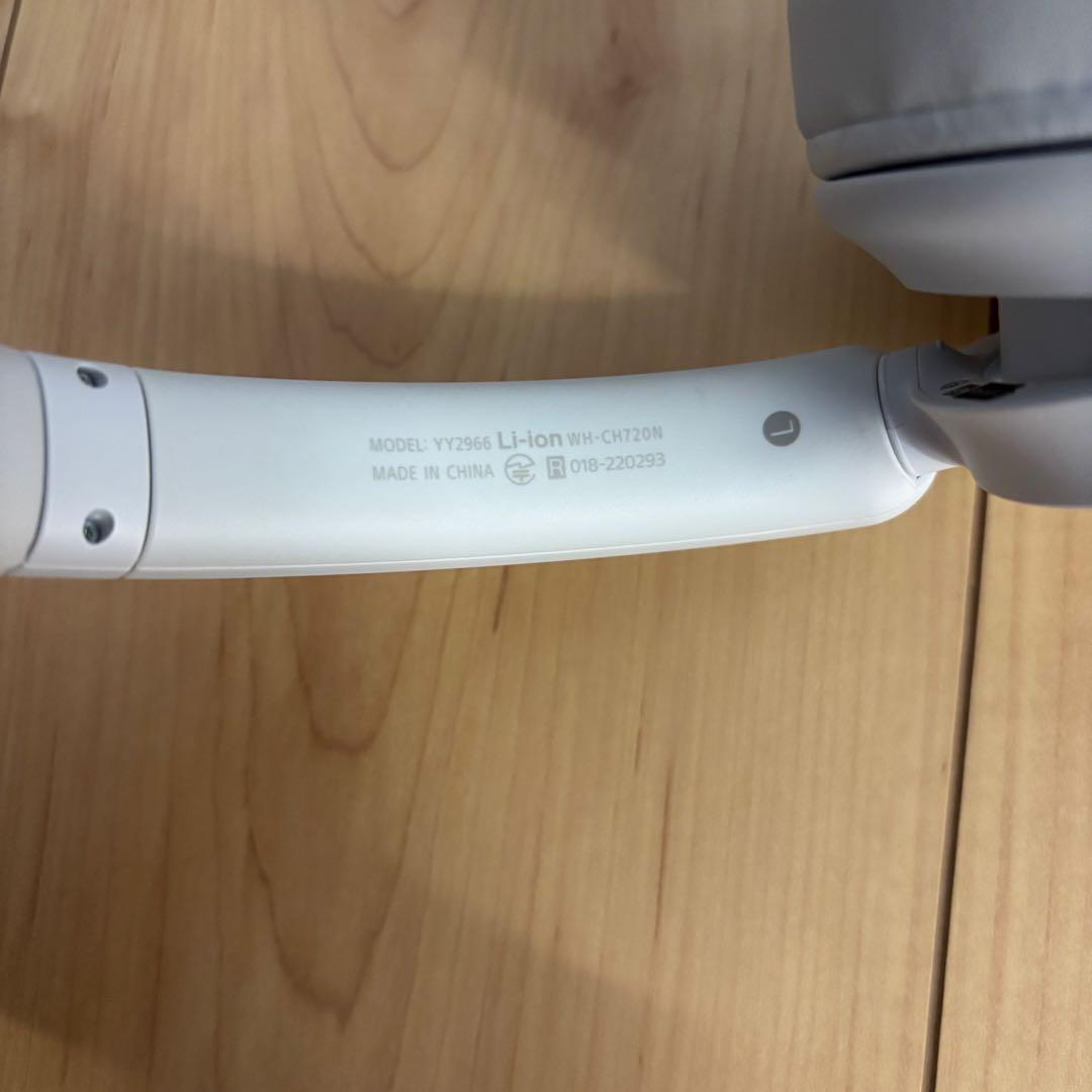 SONY ワイヤレスヘッドホン WH-CH720N