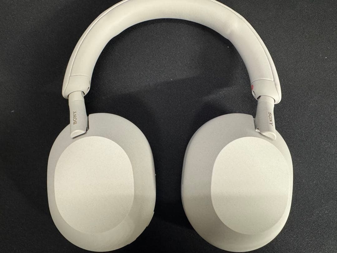 【美品】SONY WH1000XM5 ワイヤレスノイズキャンセリングヘッドホン