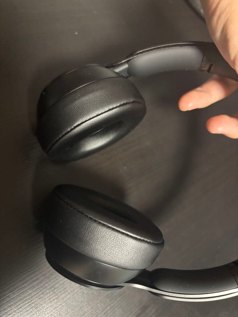 Beats SOLO PRO ワイヤレスヘッドフォン ブラック