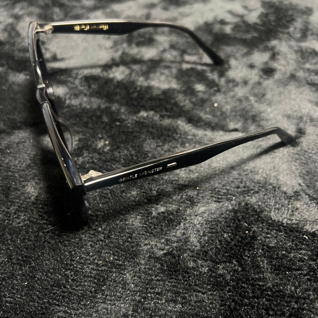 S*c様 GENTLE MONSTER ブラック キャットアイ サングラス