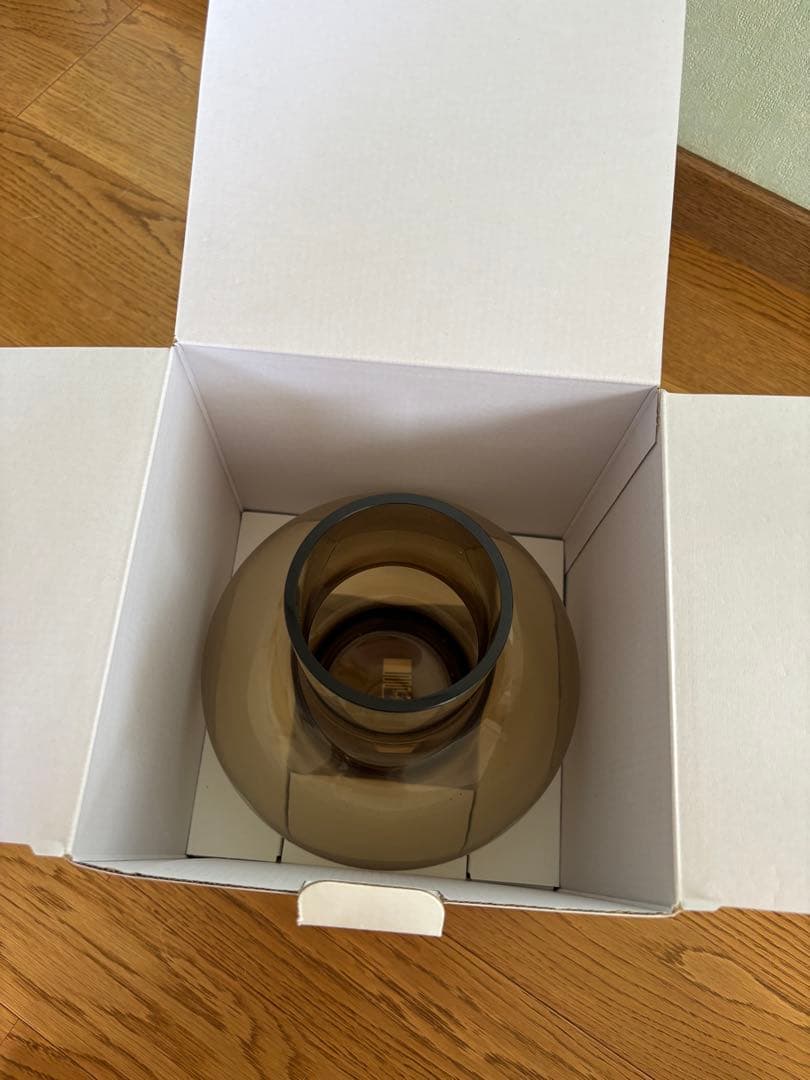 【2回ほど使用】marimekkoフラワーベース　UMPU VASE CLAY