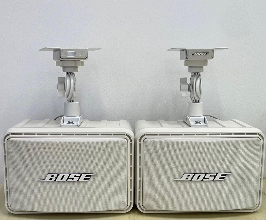 BOSE 111ADW ペアスピーカー 白 純正吊り金具付