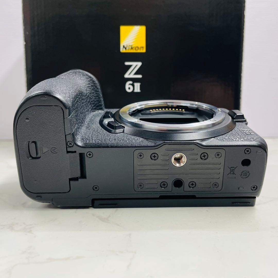 Nikon Z 6II ボディ ショット数27,796 WW7989