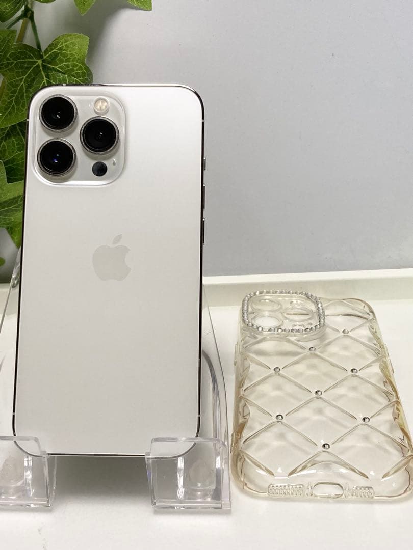 iPhone 13 Pro 512GB シルバー SIMフリー⭐️ ケースおまけ。