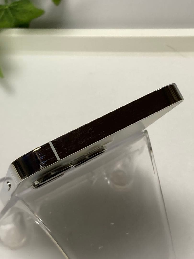 iPhone 13 Pro 512GB シルバー SIMフリー⭐️ ケースおまけ。