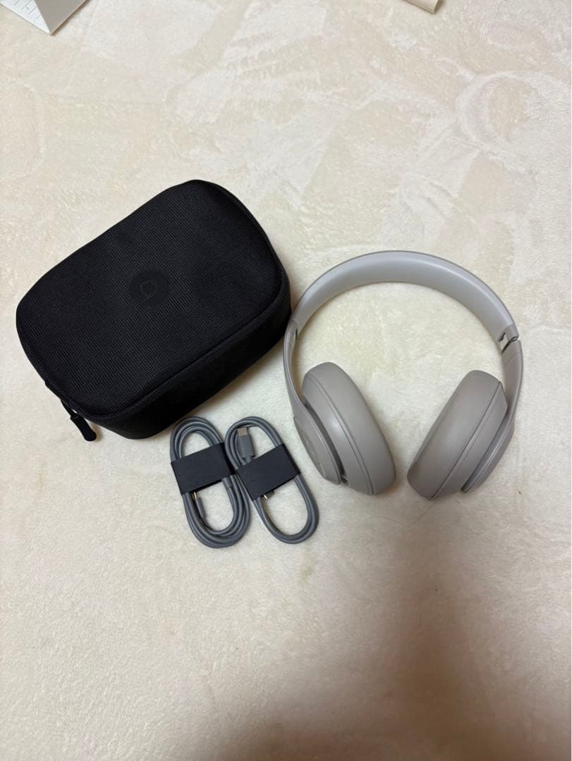 極美品Beats Studio pro ヘッドホン サンドストーン