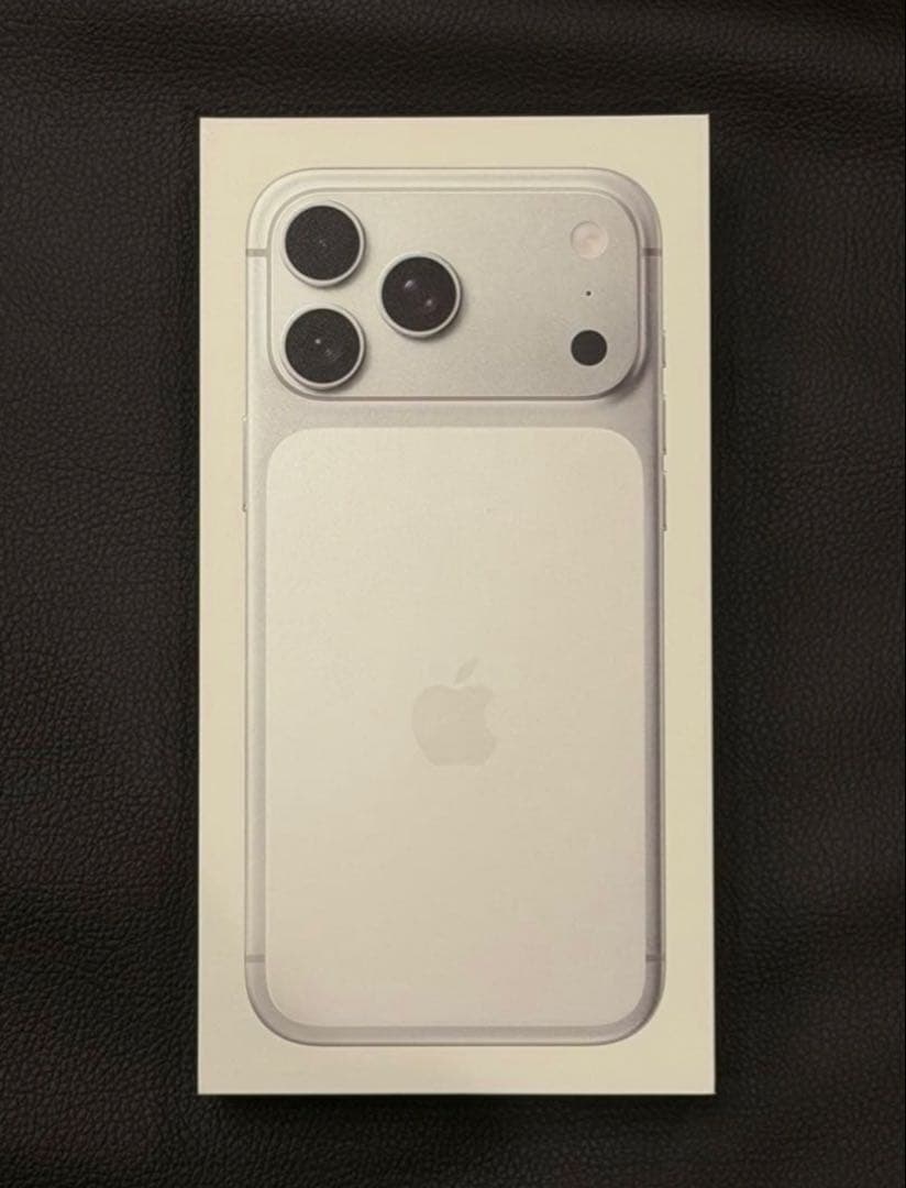 【新品未使用】iPhone17ProMax 1TB シルバー
