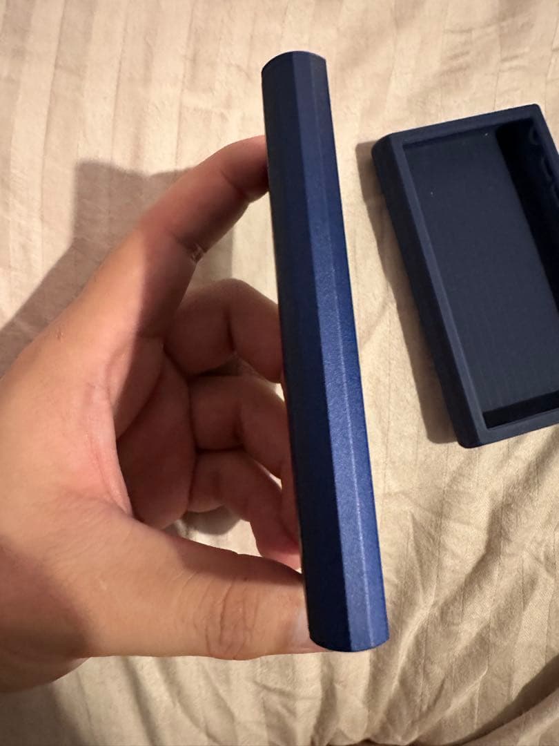 SONY ウォークマン　A306本体とシリコンカバー