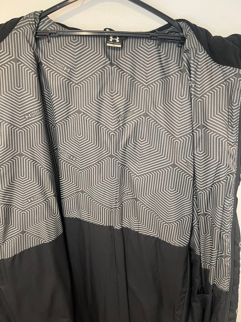 アンダーアーマー　UA ベンチコート　XL ブラック　MTR1327