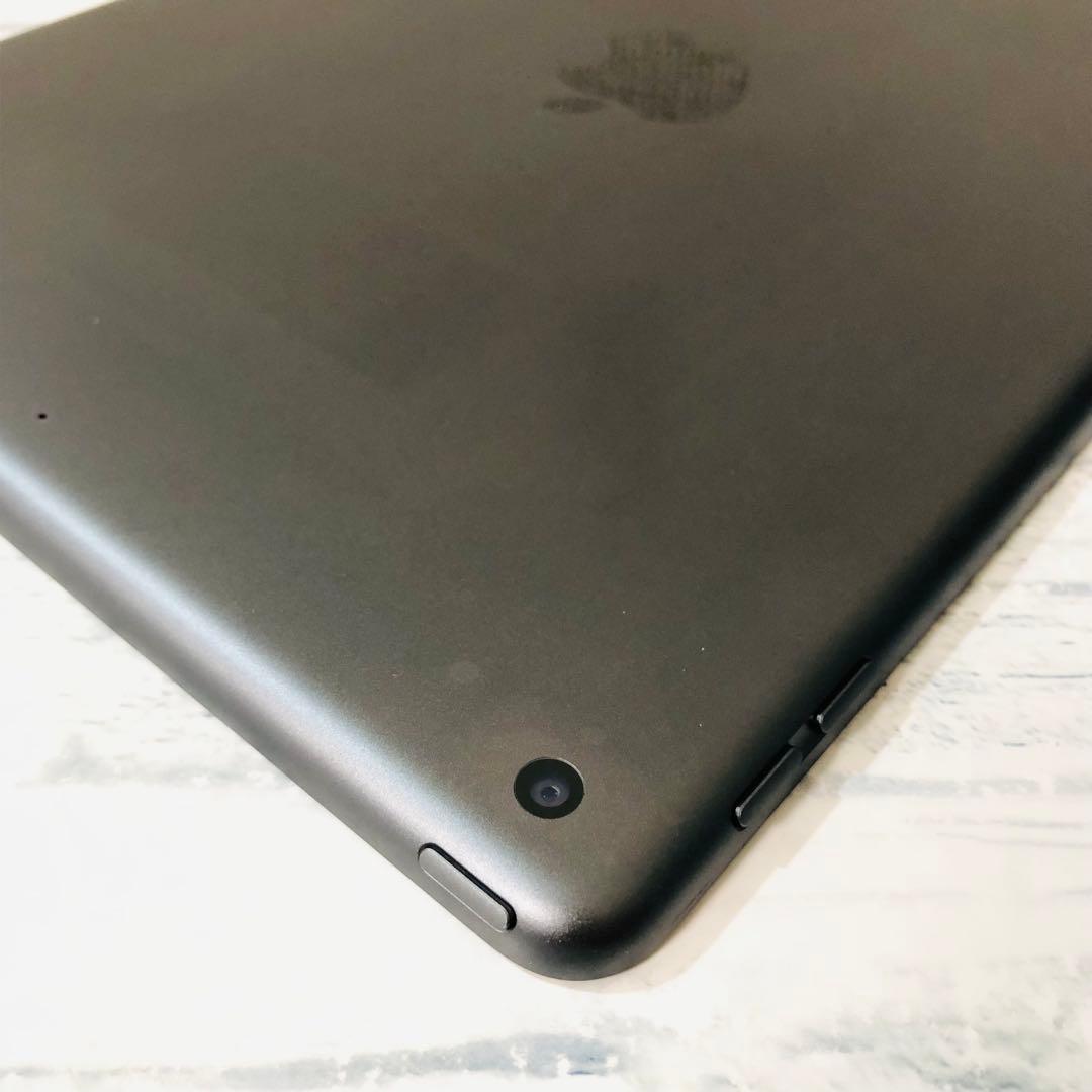 iPad 第7世代 32GB wifiモデル　管理番号：241