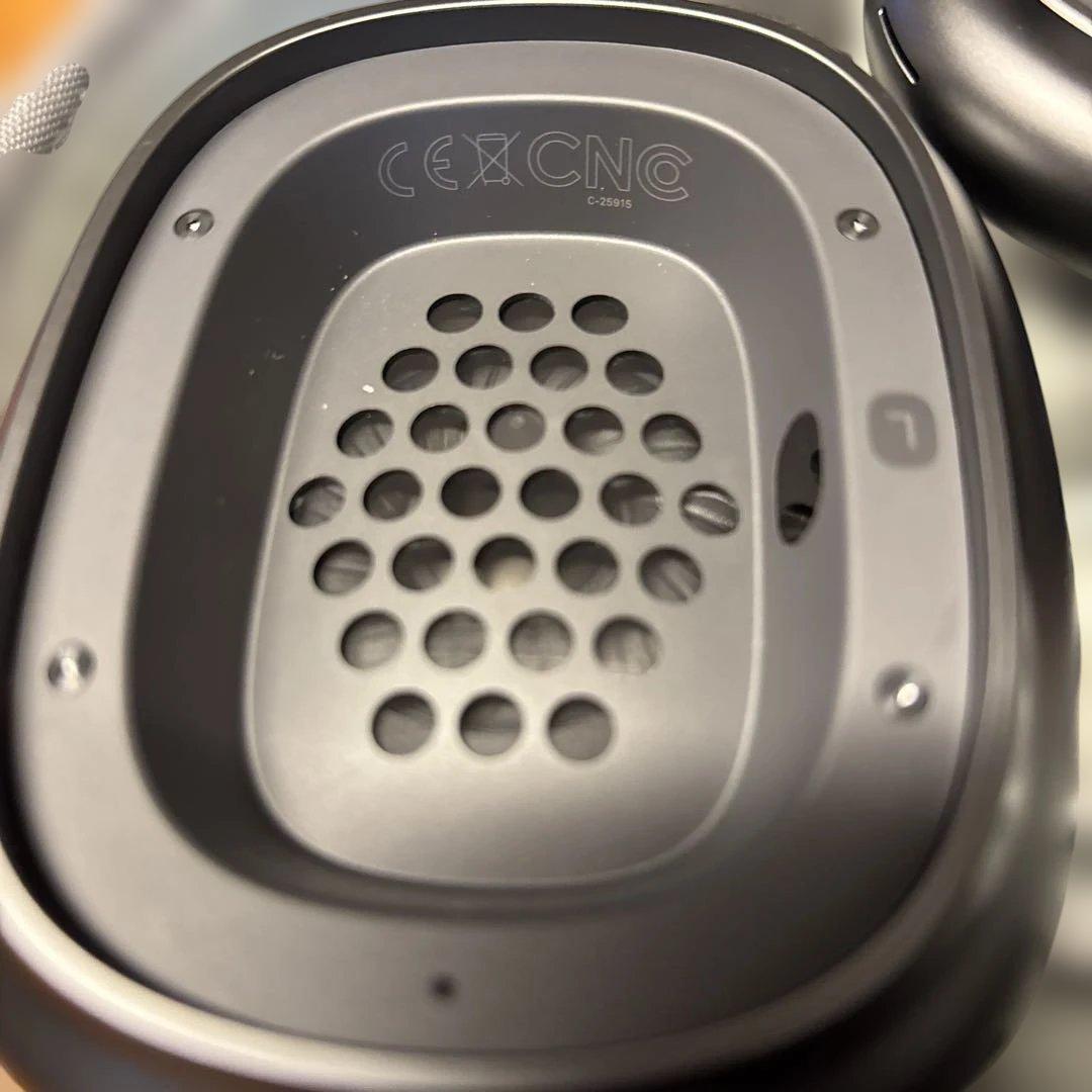 AirPods Maxスペースグレー+おまけ