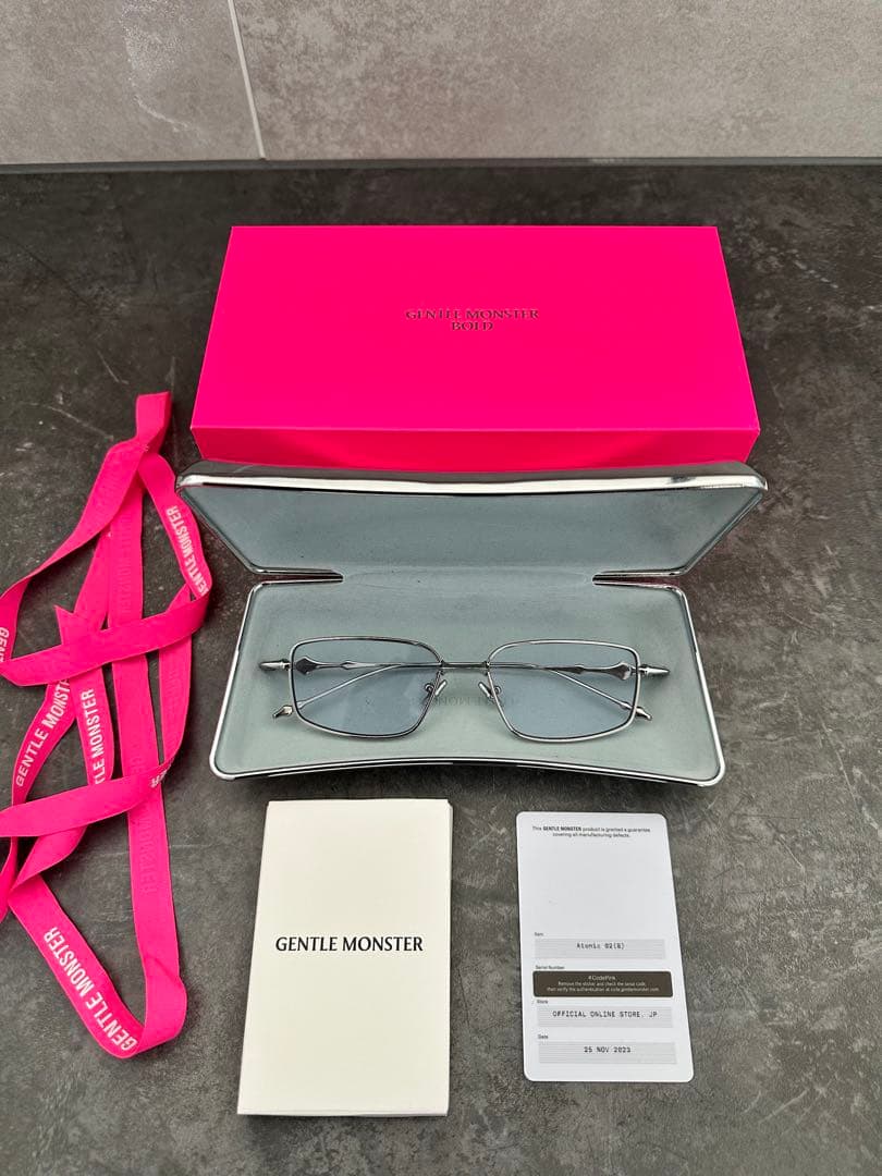 GENTLE MONSTER Atomic02 小松菜奈 ジェントルモンスター