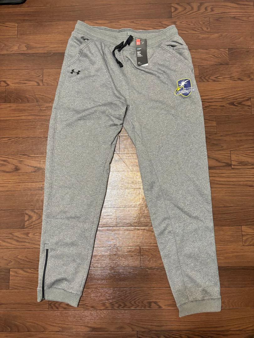 ラグビー　NTTコム シャイニングアークス　アンダーアーマー　フリースパンツ