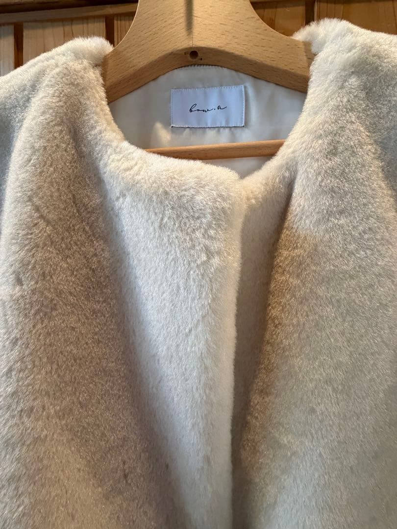 bow.a ボウエー/FAKE FUR VEST