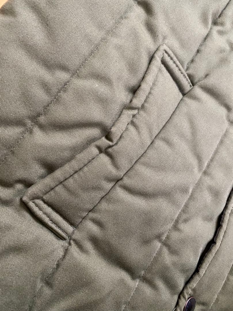 Barbour、バブアー、ベスト、ダウンジャケット、カーキ、サイズ:M