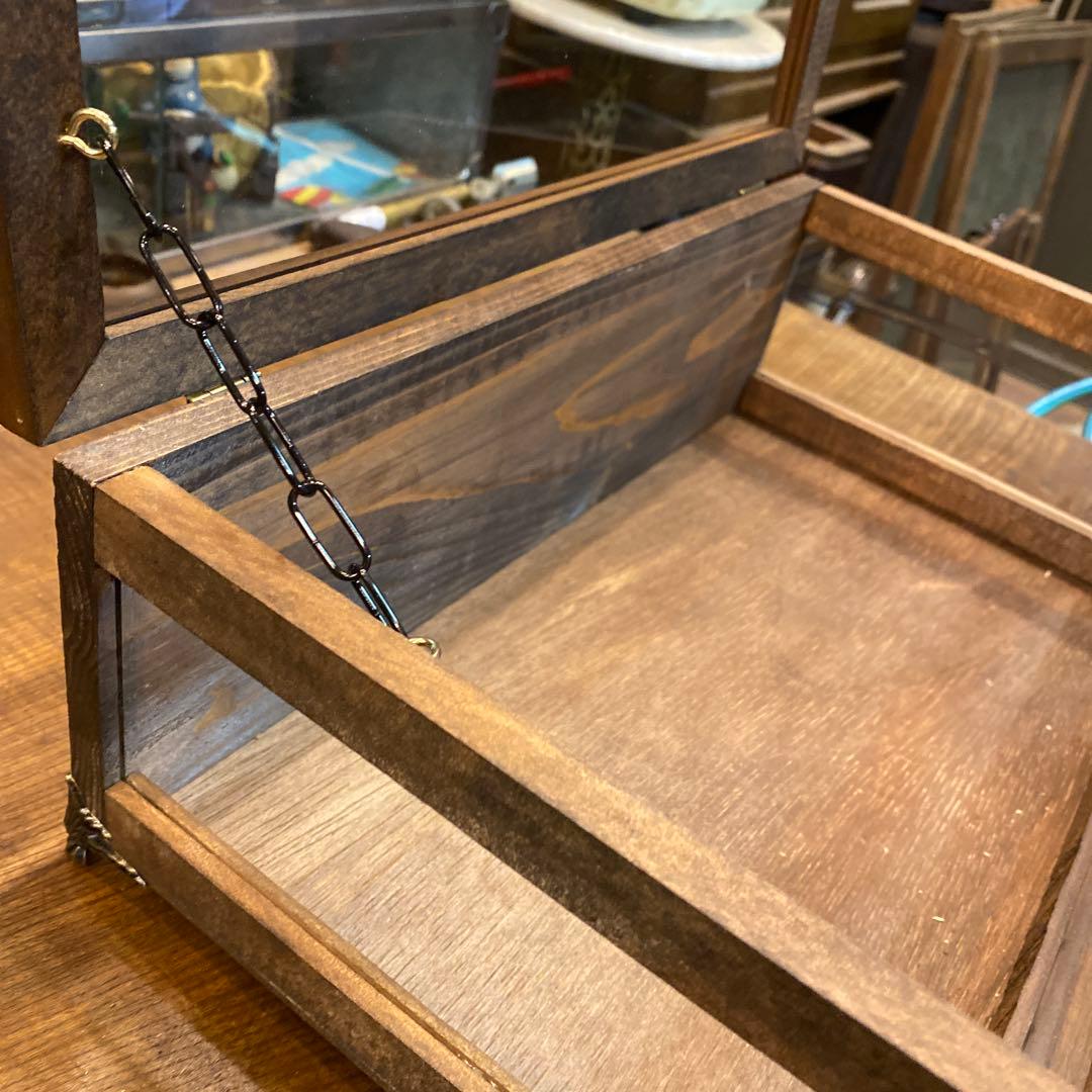 4面木製ガラスケース