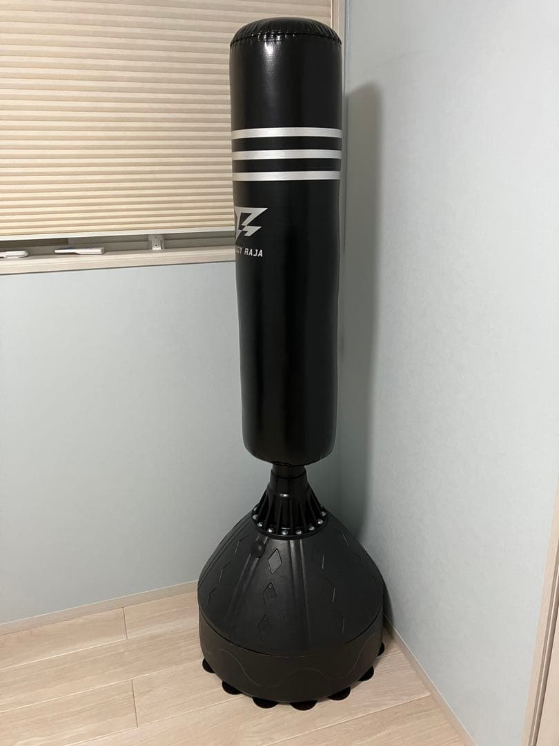 【Ｋ】サンドバッグ　包装無し　伝票直貼りです