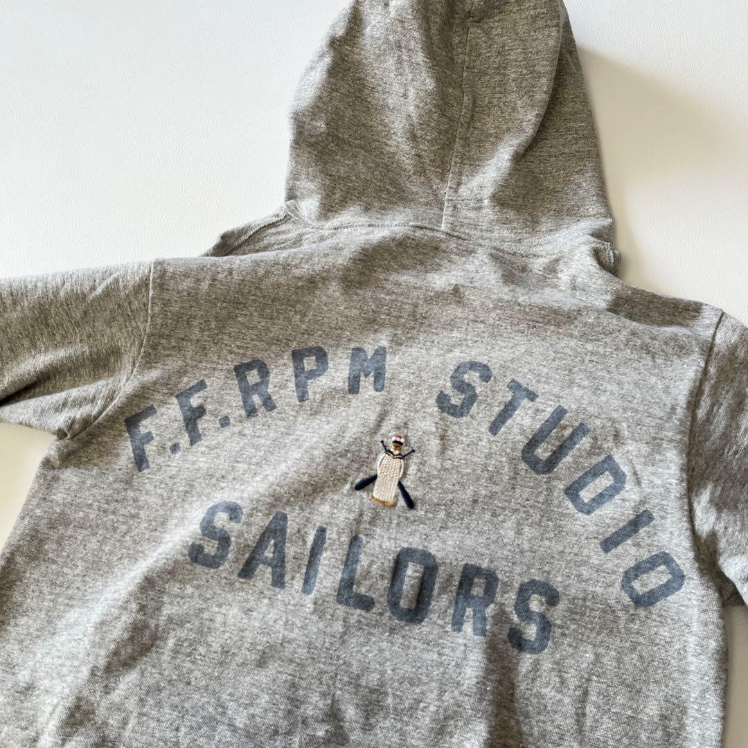 ▼45RPM 葉山ものがたり でこぼこ天竺モントックンプリントの908フーディ