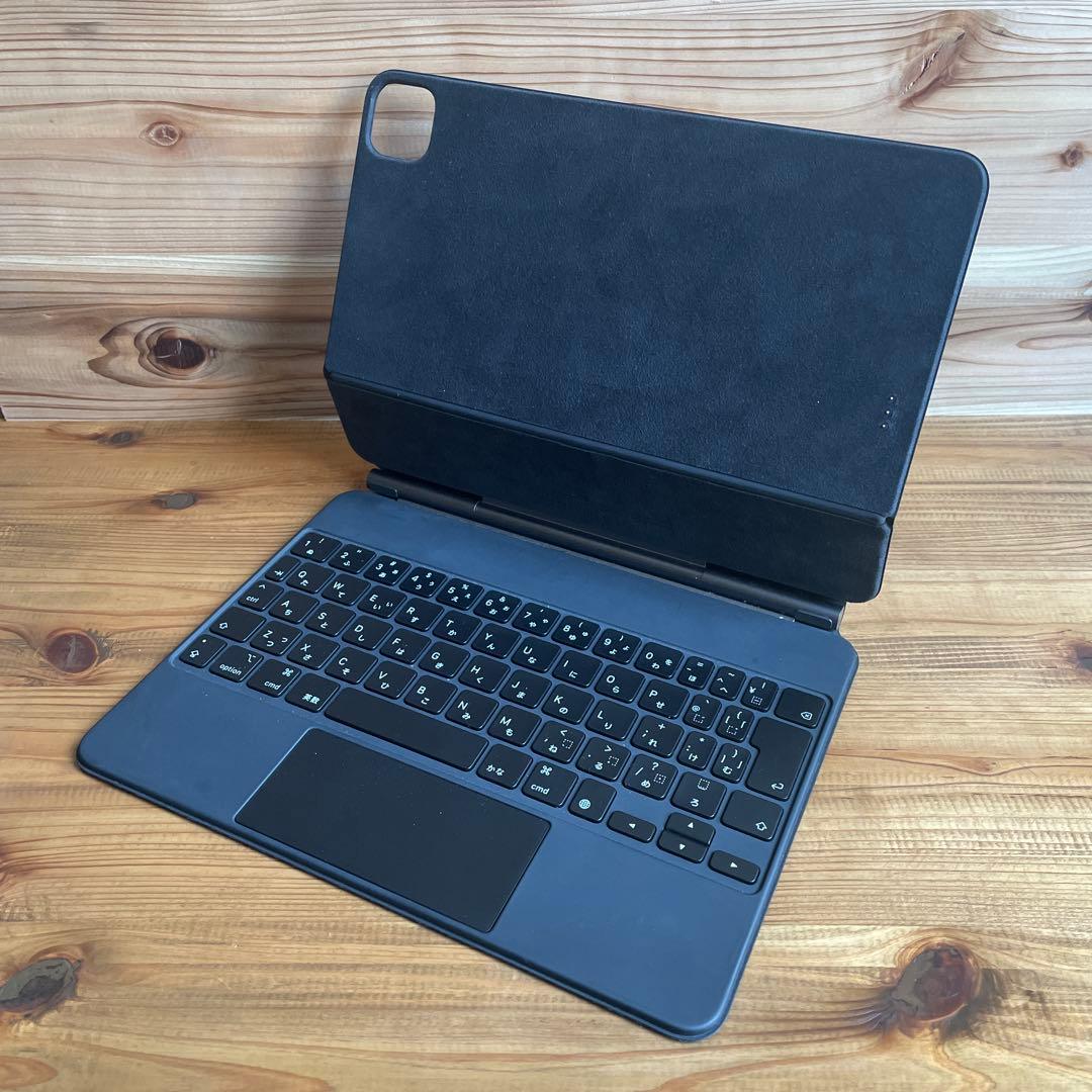 iPad Air 4 (256GB) + 純正Magic Keyboard