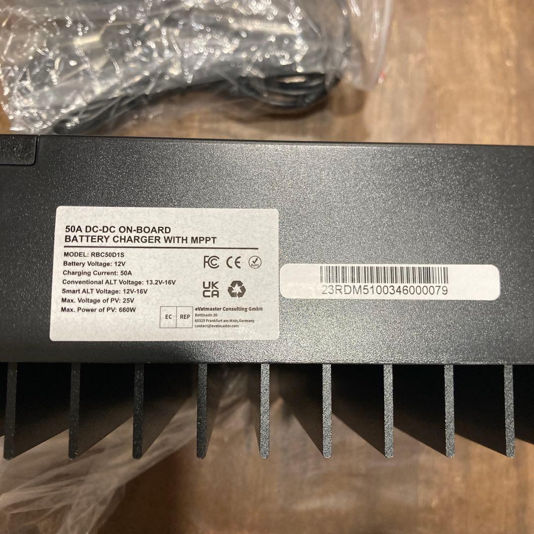 RENOGY 50A DC-DCバッテリーチャージャー