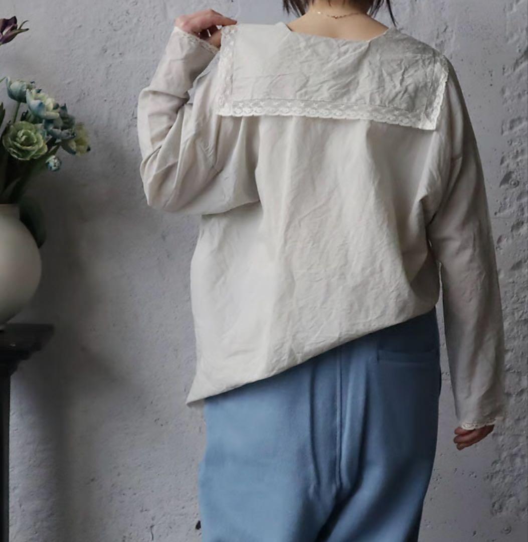 完売 TOWAVASE Leavers blouse (gray)