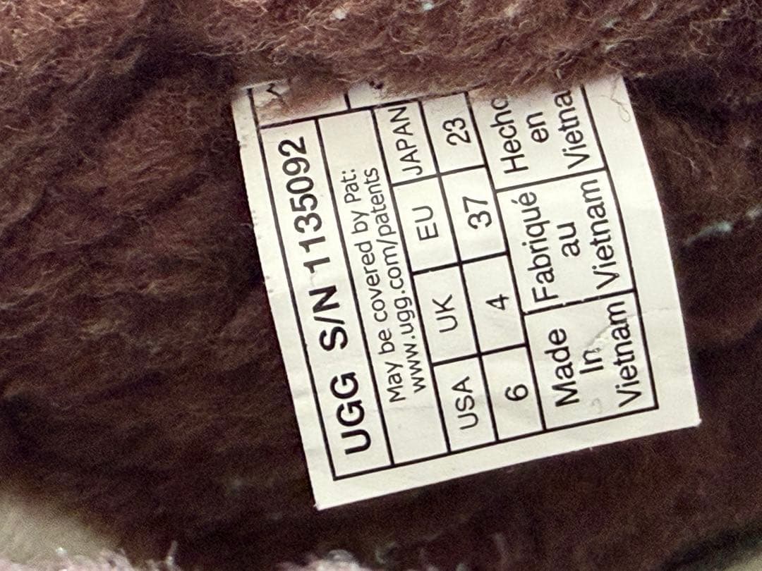 UGG クラシックウルトラミニプラットフォーム バーントシダー