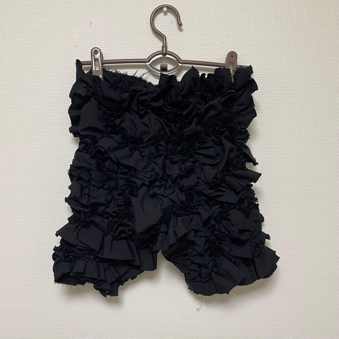 COMME des GARCONS フリルショートパンツ