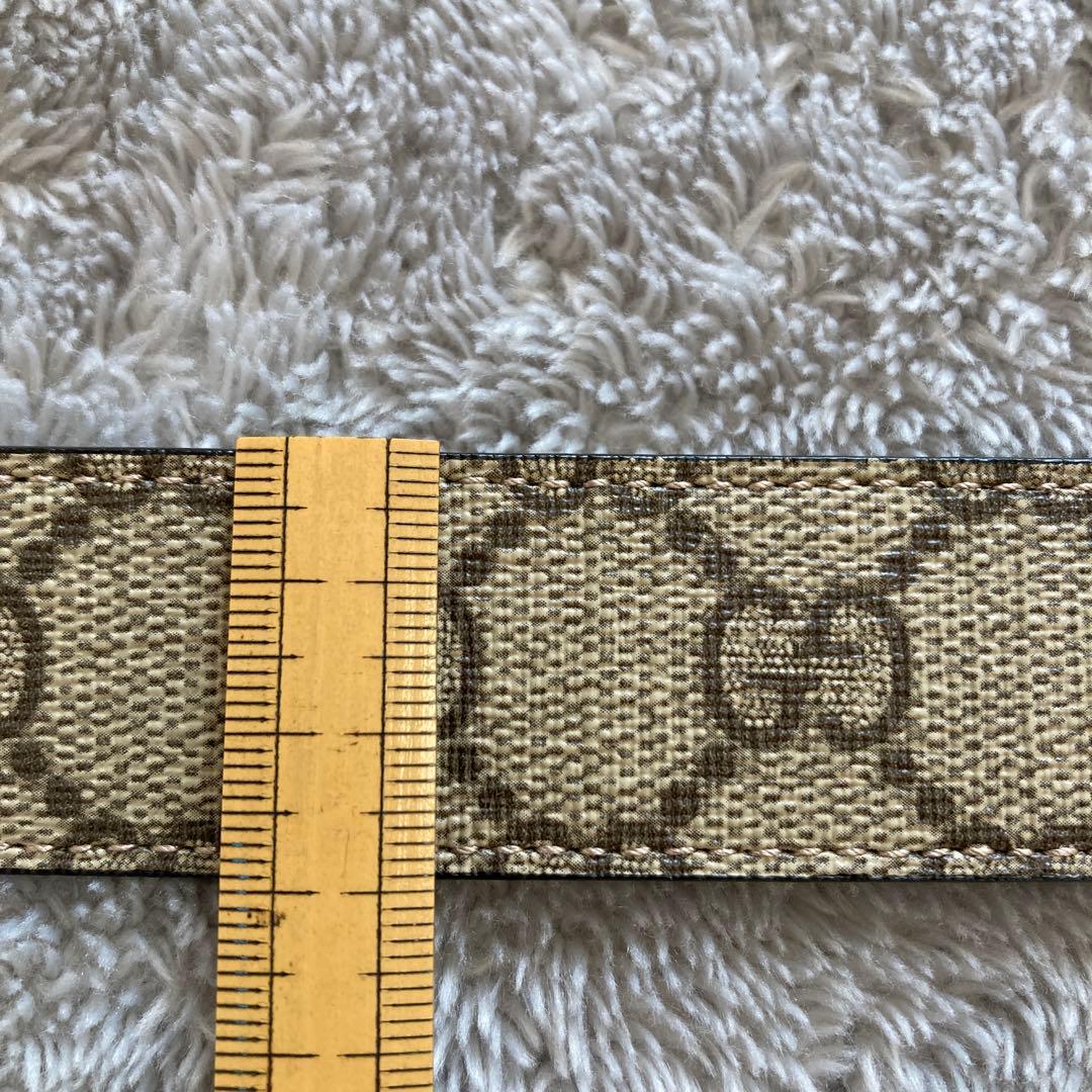 Gucci GGロゴバックル ベルト ゴールド/ブラック　そら