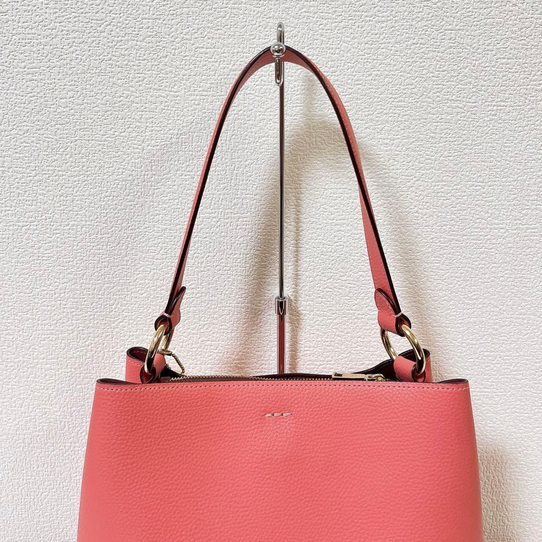 【美品】COACH コーチ ショルダーバッグ 2WAY ハンドバッグ チャーム付