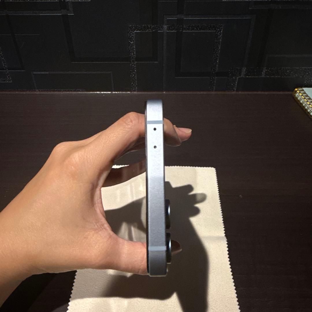 【美品】Galaxy Z Flip6 256GB ブルー