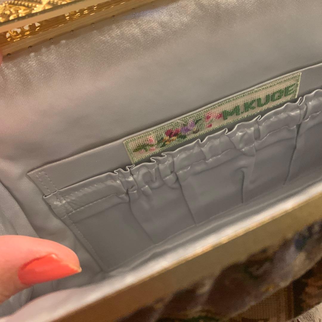 久家道子　プチポワン刺繍　おしゃれ　気品あるパーティーバッグ　新品