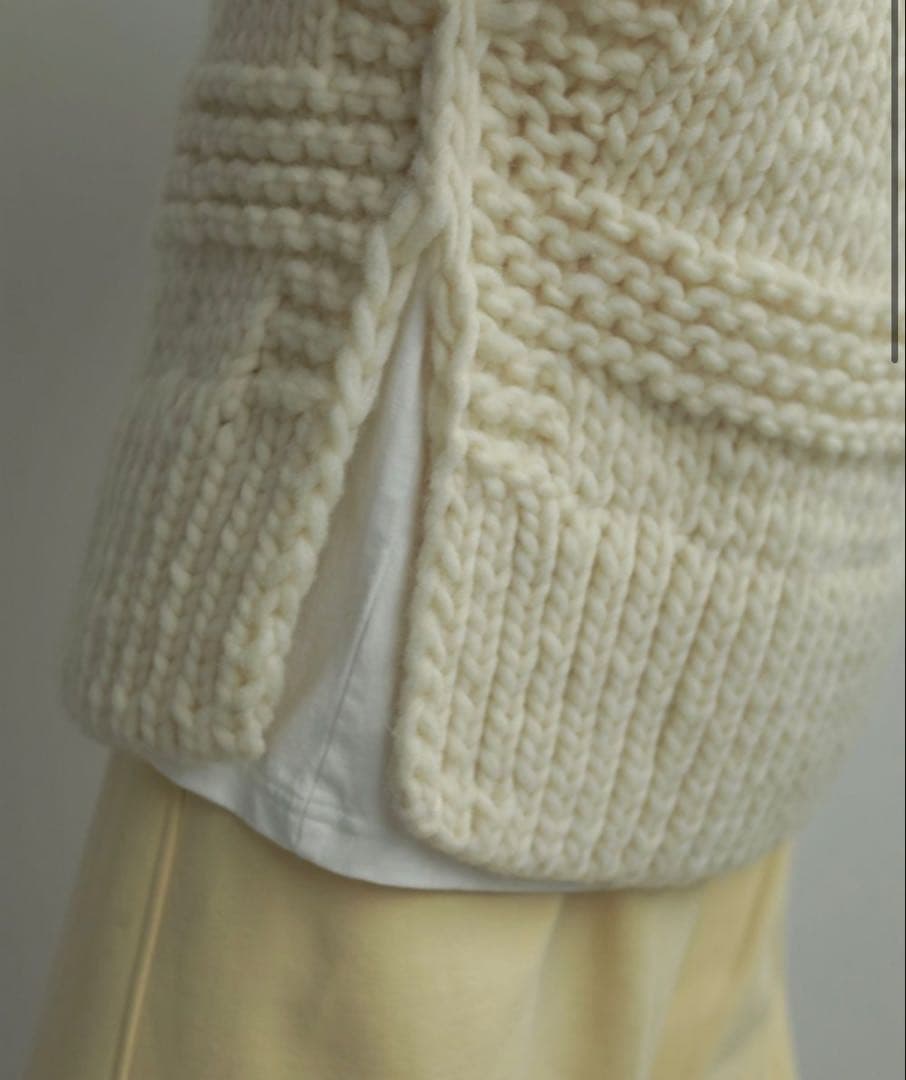 anuke アンヌーク Uネック ハンドニットベスト