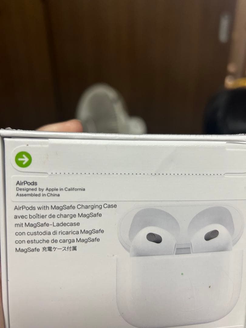 AirPods Gen 3 本体　開けてない状態で発送します