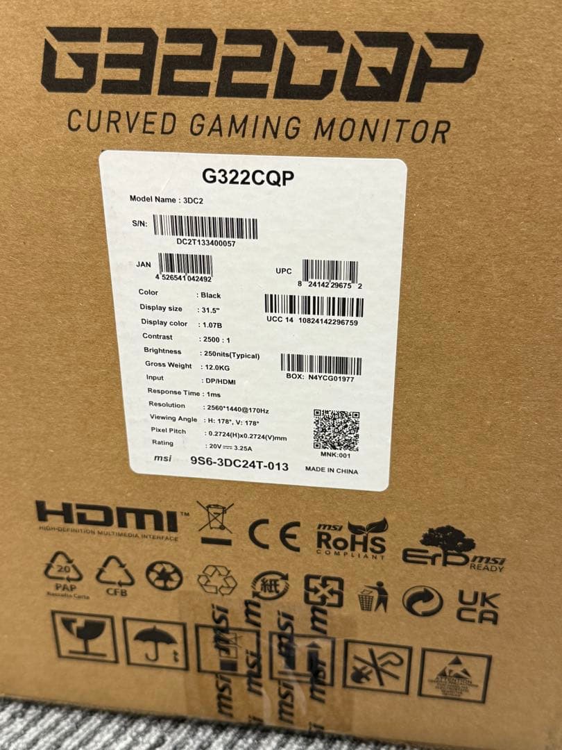 未使用新品MSI G322CQPゲーミングモニター　31.5インチ湾曲1000R