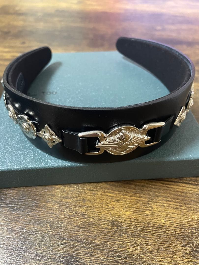 toga カチューシャ