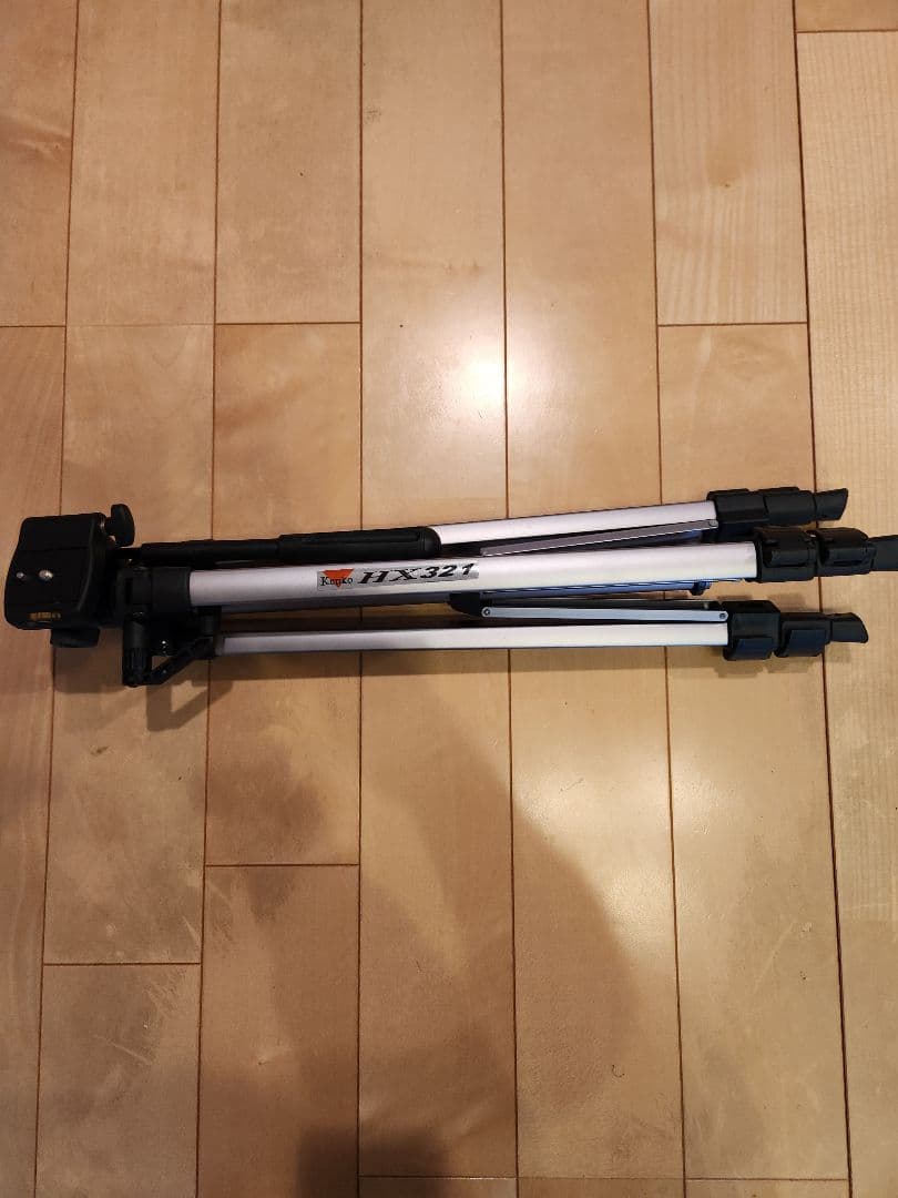 SONY　HD　ハンディカメラ　HDR-CX520V　三脚付き