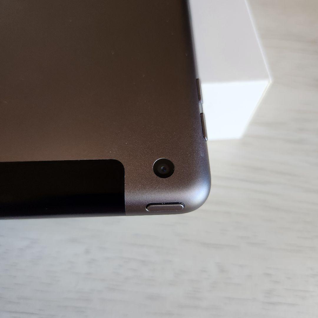 SoftBank iPad 第7世代 バッテリー容量は96%